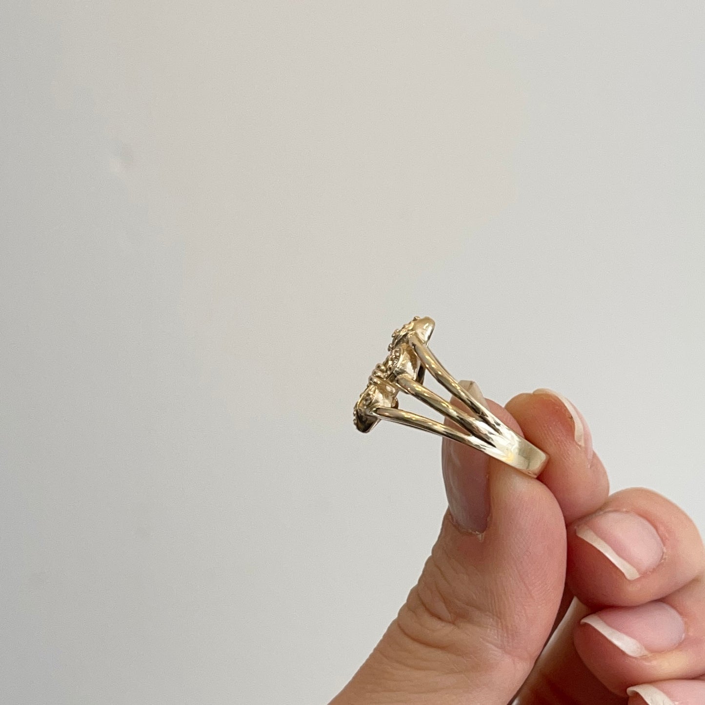 14KT Yellow Gold + Pave Diamond Fleur de Lis Band Ring - LSJ