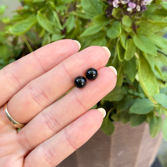 14KT White Gold 8mm Black Onyx Round Ball Stud Earrings
