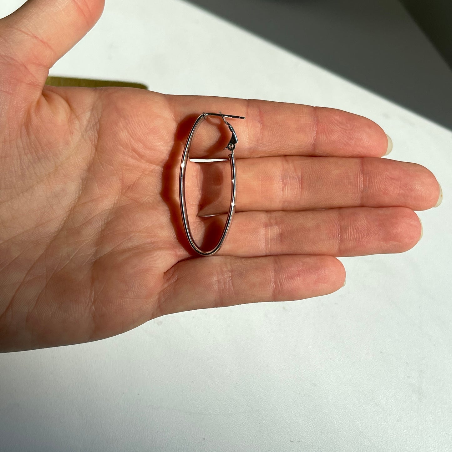 14KT White Gold Oval Omega Back Hoop Earrings 43mm