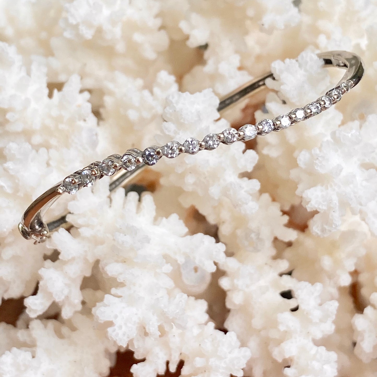 Estate 14KT White Gold Wave Journey Diamond .75 CT Bangle Bracelet