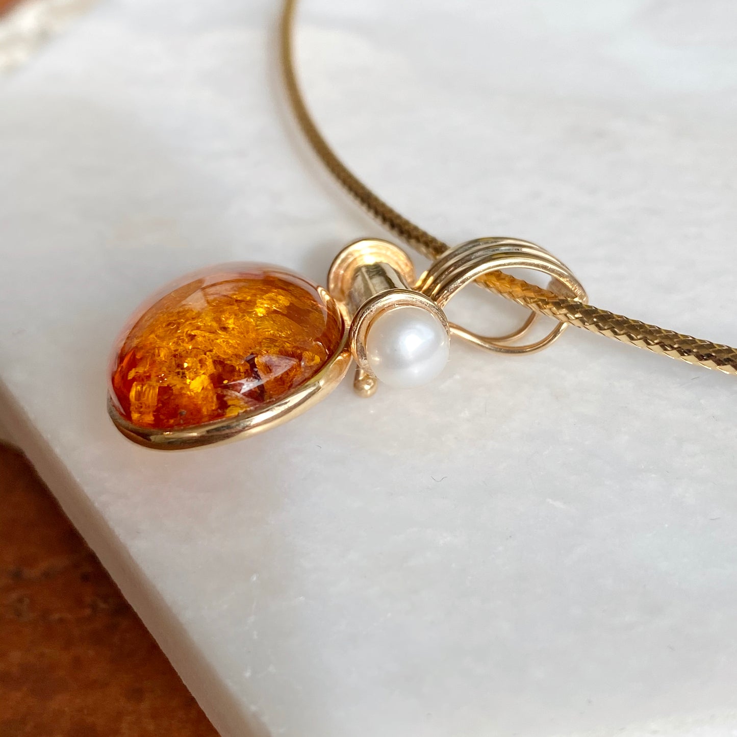 Estate 14KT Yellow Gold Oval Amber + Pearl Pendant Enhancer Omega Clip, Estate 14KT Yellow Gold Oval Amber + Pearl Pendant Enhancer Omega Clip - Legacy Saint Jewelry