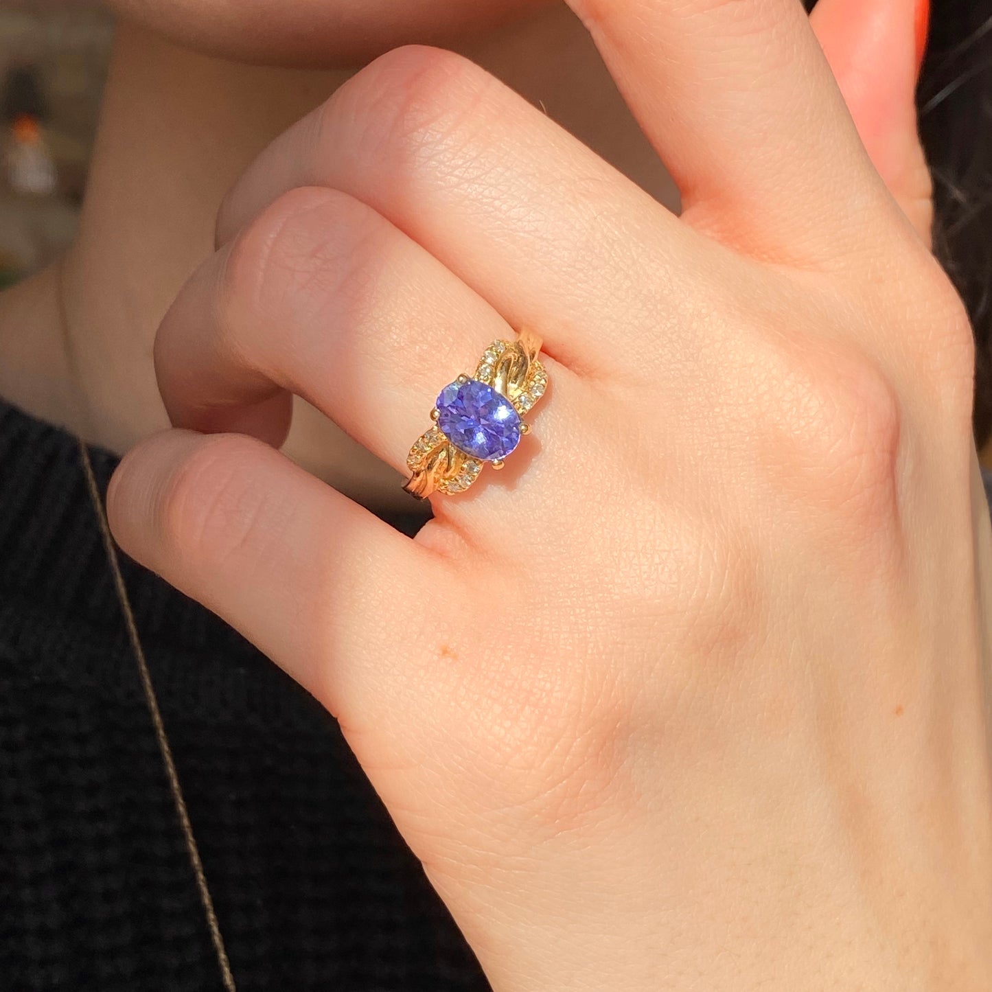 Estate 14KT Yellow Gold Oval Tanzanite + Diamond Detailed Ring, Estate 14KT Yellow Gold Oval Tanzanite + Diamond Detailed Ring - Legacy Saint Jewelry