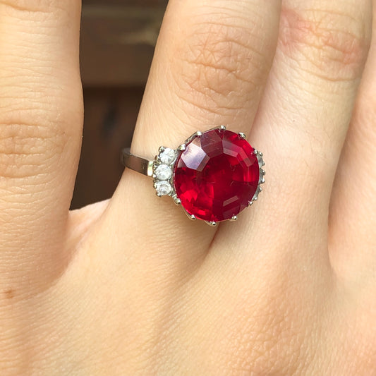 Estate 10KT White Gold Red Stone + CZ Ring Size 5.5, Estate 10KT White Gold Red Stone + CZ Ring Size 5.5 - Legacy Saint Jewelry