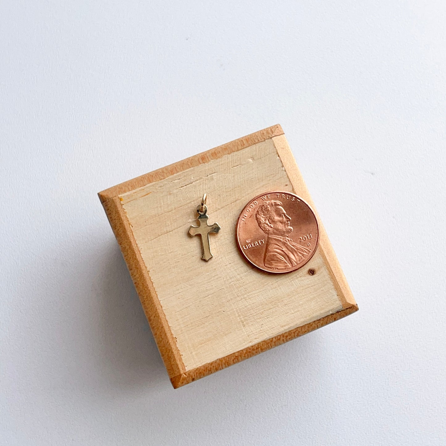 14KT Yellow Gold Plain Tiny Cross Pendant Charm 17mm - LSJ