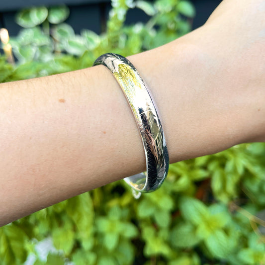 Sterling Silver Wide Diamond-Cut Bangle Bracelet 10.25mm