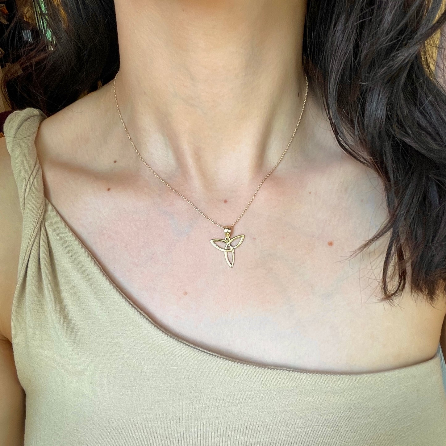 14KT Yellow Gold Celtic Trinity Knot Pendant 25mm