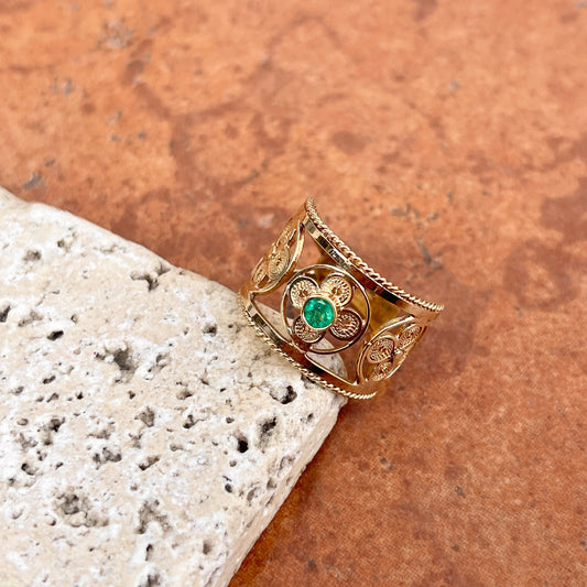 Estate 14KT Yellow Gold Round Emerald Clover Design Cigar Band Ring