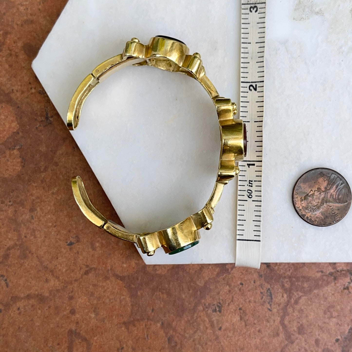 Estate 18KT Yellow Gold Onyx + Carnelian Intaglio Cuff Bracelet