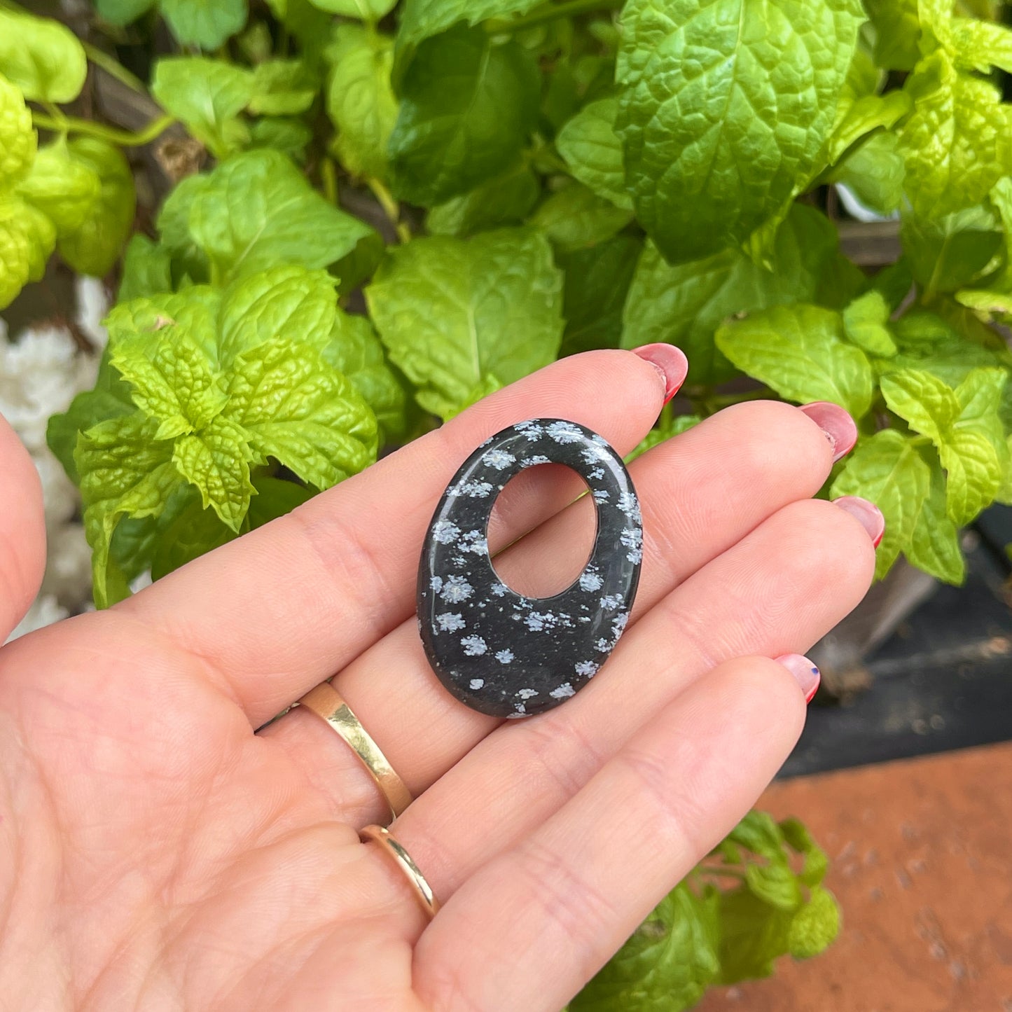 Estate Black Gray Snowflake Agate Oval Disc Gemstone Earrings Charms