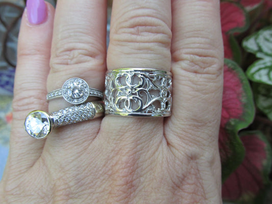 14KT White Gold Filigree Floral Cigar Band Ring - Legacy Saint Jewelry