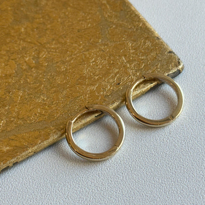 14KT Yellow Gold Thin Solid Round Hoop Earrings 15mm