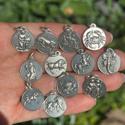 Sterling Silver Zodiac Sign Antiqued Round Medal Pendant 16mm