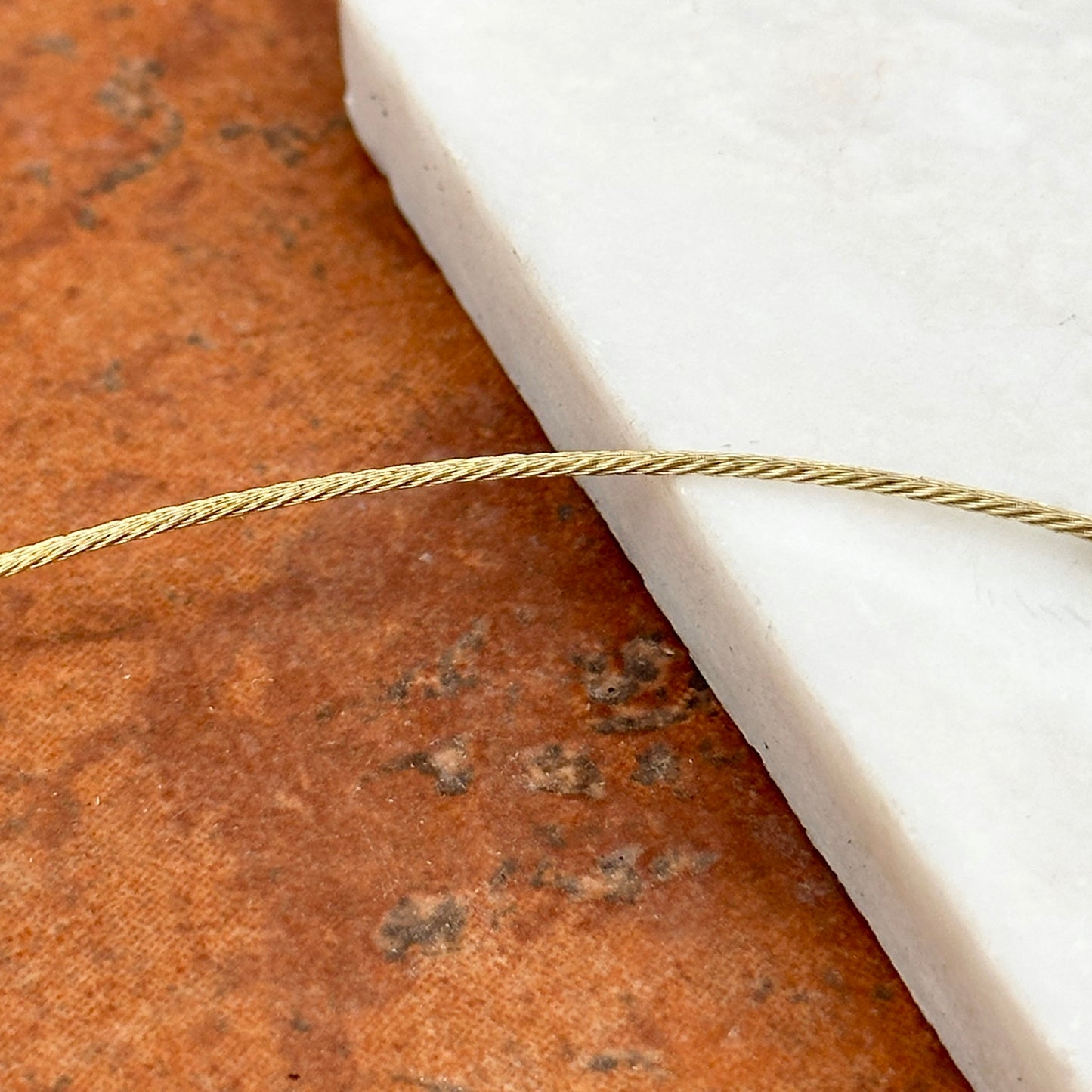 Estate 14KT Yellow Gold 1mm Cable Twist Wire Necklace 17" - LSJ