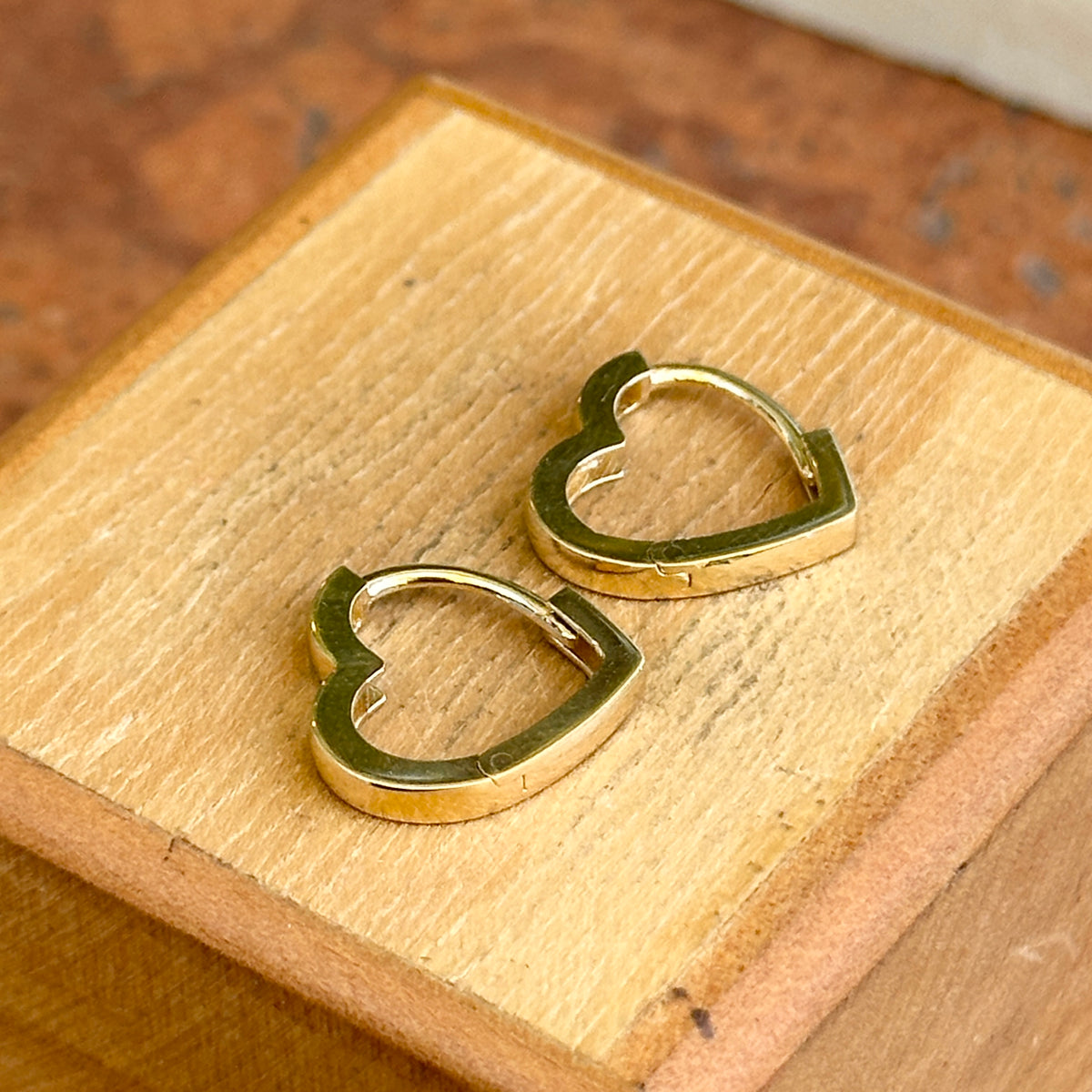 14KT Yellow Gold Heart Huggie Hoop Earrings