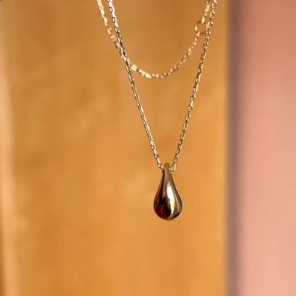 14KT Yellow Gold Tapered Puff Teardrop Pendant Chain Necklace