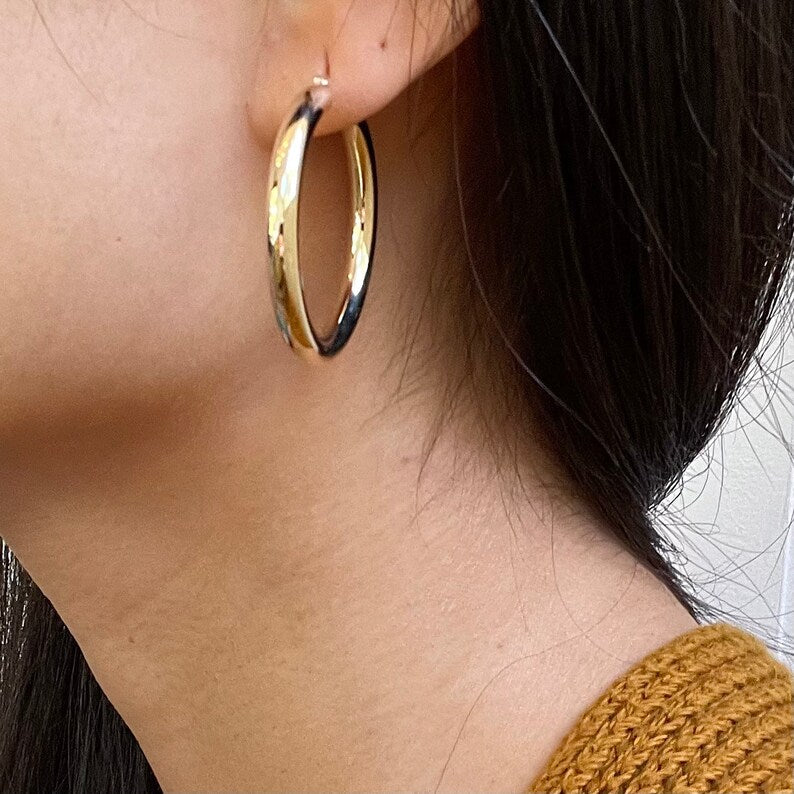 10KT Yellow Gold Hollow Tube Hoop Earrings 28mm