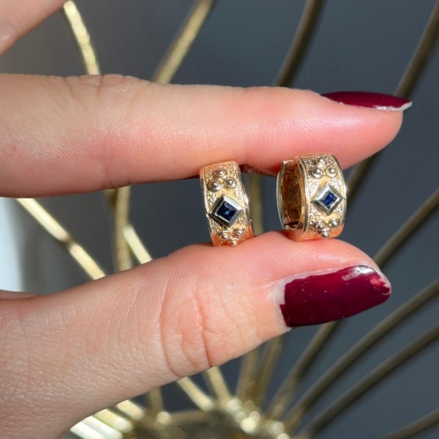 Estate 14KT Yellow Gold Byzantine Blue Sapphire Huggie Hoop Earrings