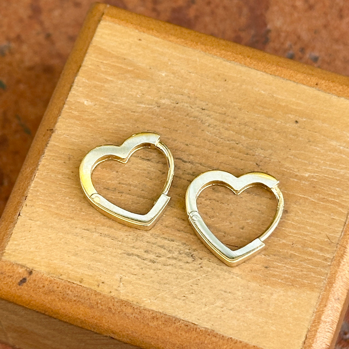 14KT Yellow Gold Heart Huggie Hoop Earrings