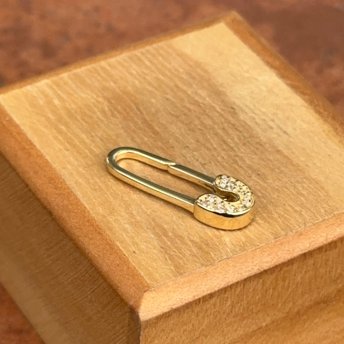 14KT Yellow Gold Diamond Safety Pin Charm Holder Pendant / Connecter