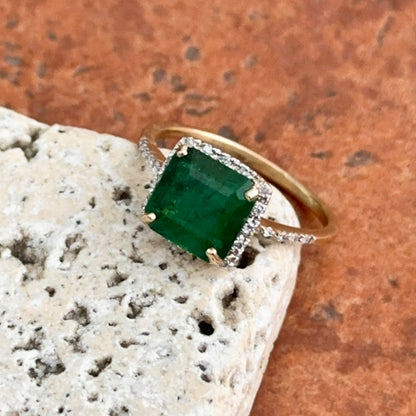 Estate 14KT Yellow Gold Square Emerald + Diamond Halo Ring Size 7.25