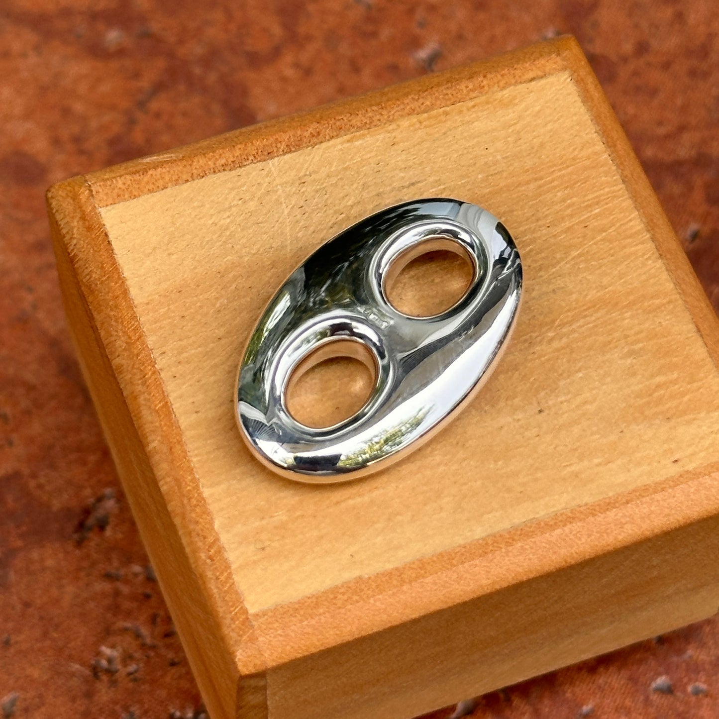 Sterling Silver Polished 25 mm Puffed Mariner Pendant Charm