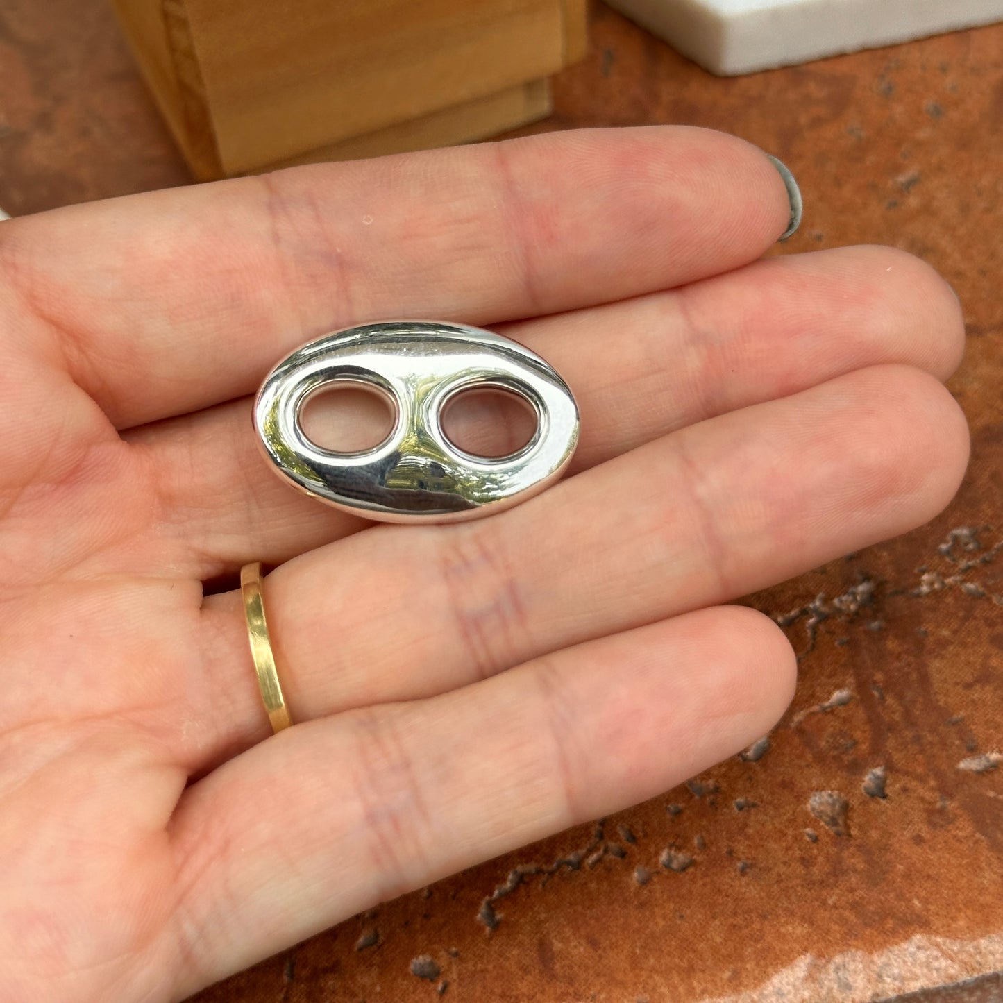 Sterling Silver Polished 25 mm Puffed Mariner Pendant Charm