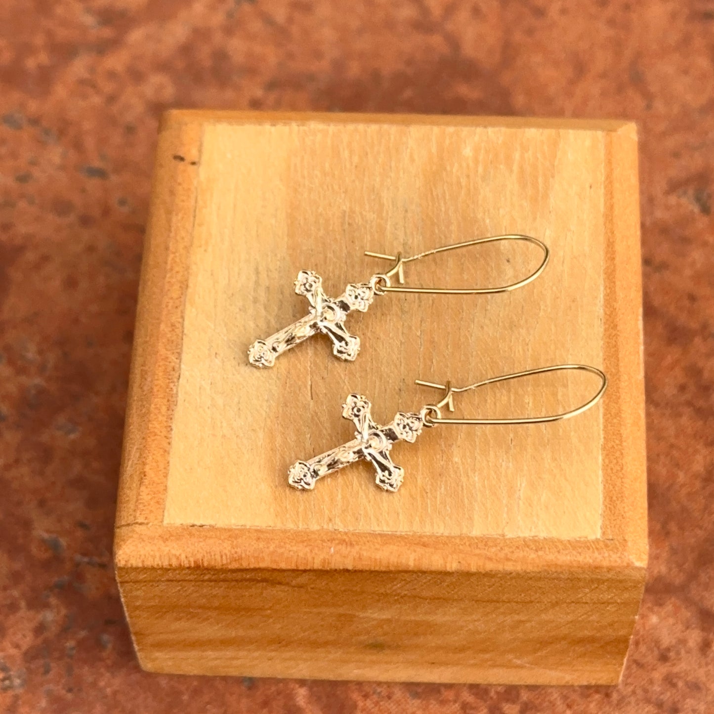 14KT Yellow Gold Polished Crucifix Cross Charm Wire Earrings - LSJ