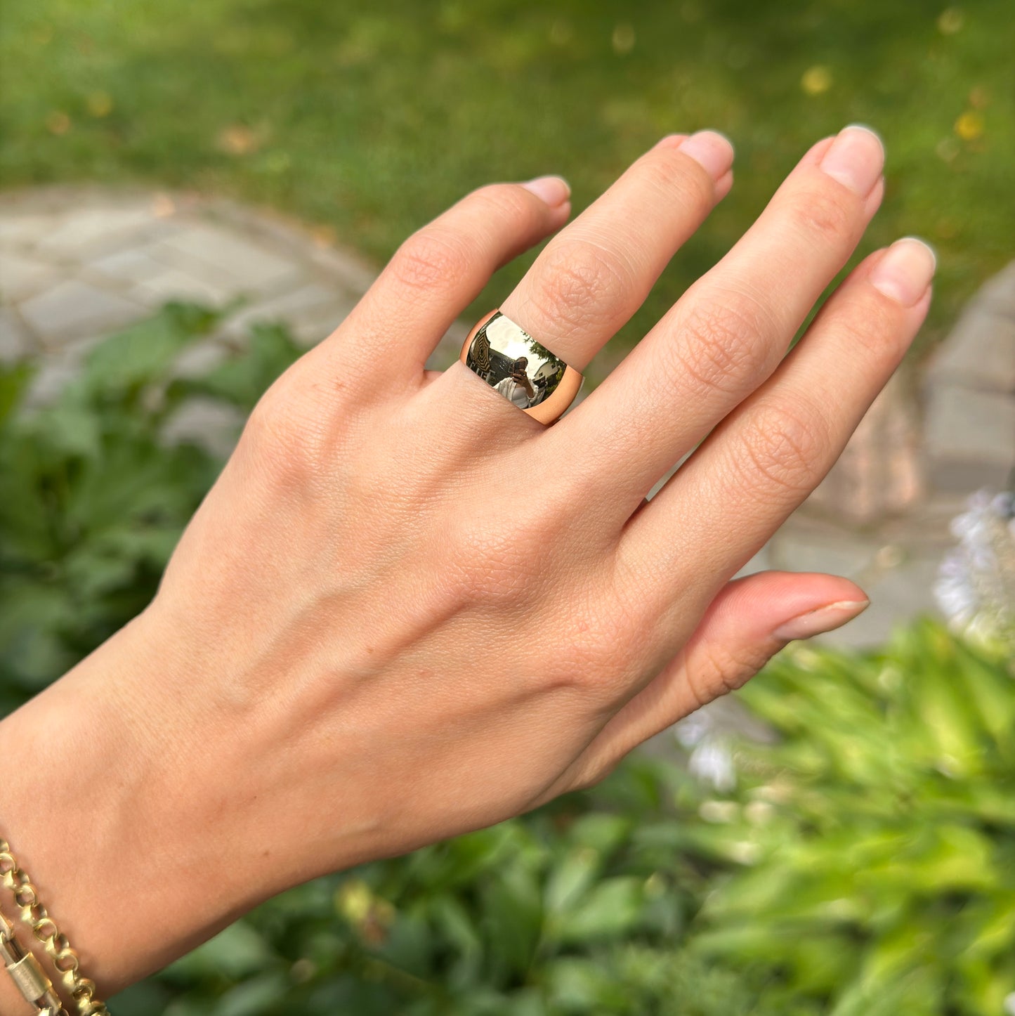 14KT Yellow Gold Half Round Cigar Band Ring 10mm