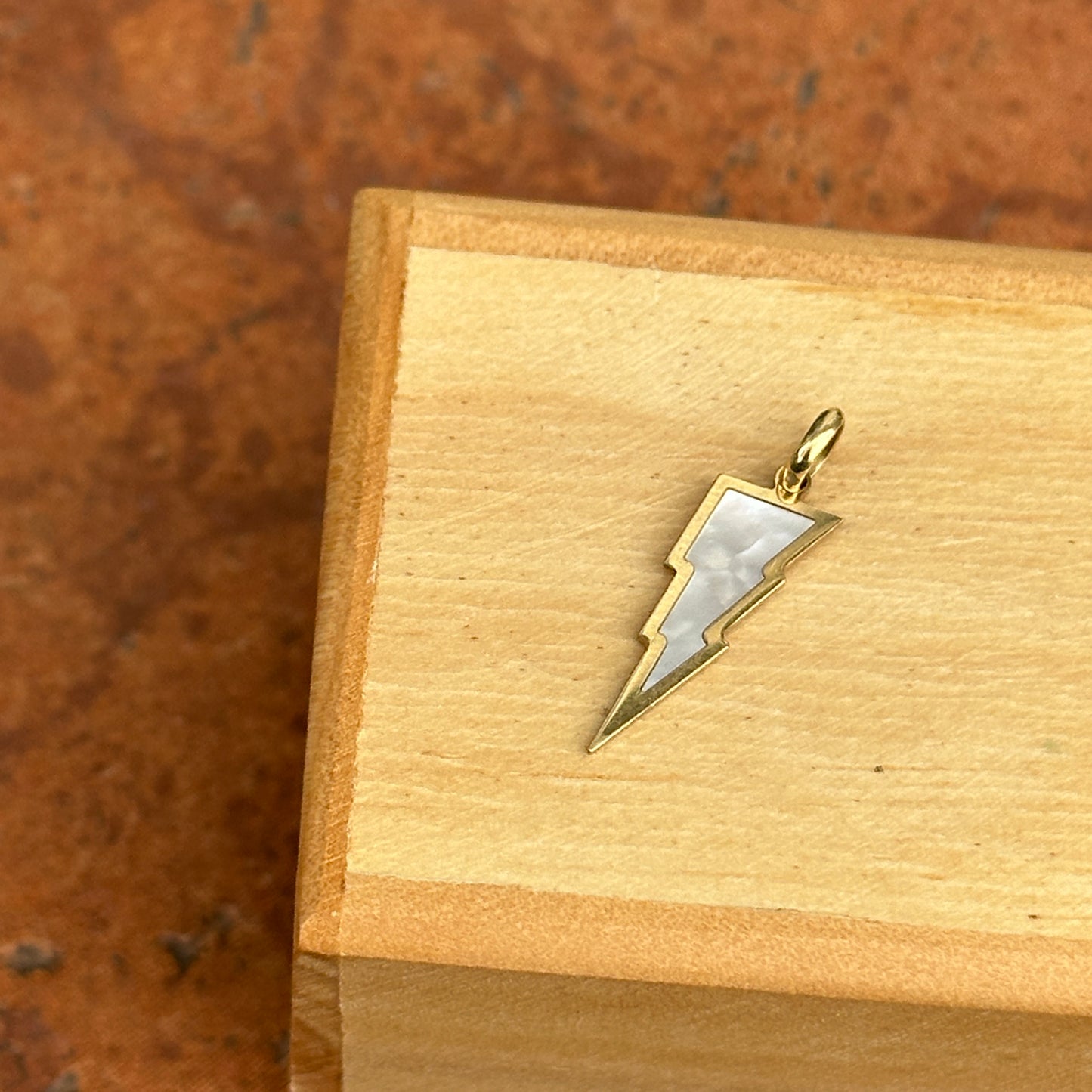 14KT Yellow Gold Mother of Pearl Lightening Bolt Pendant Charm