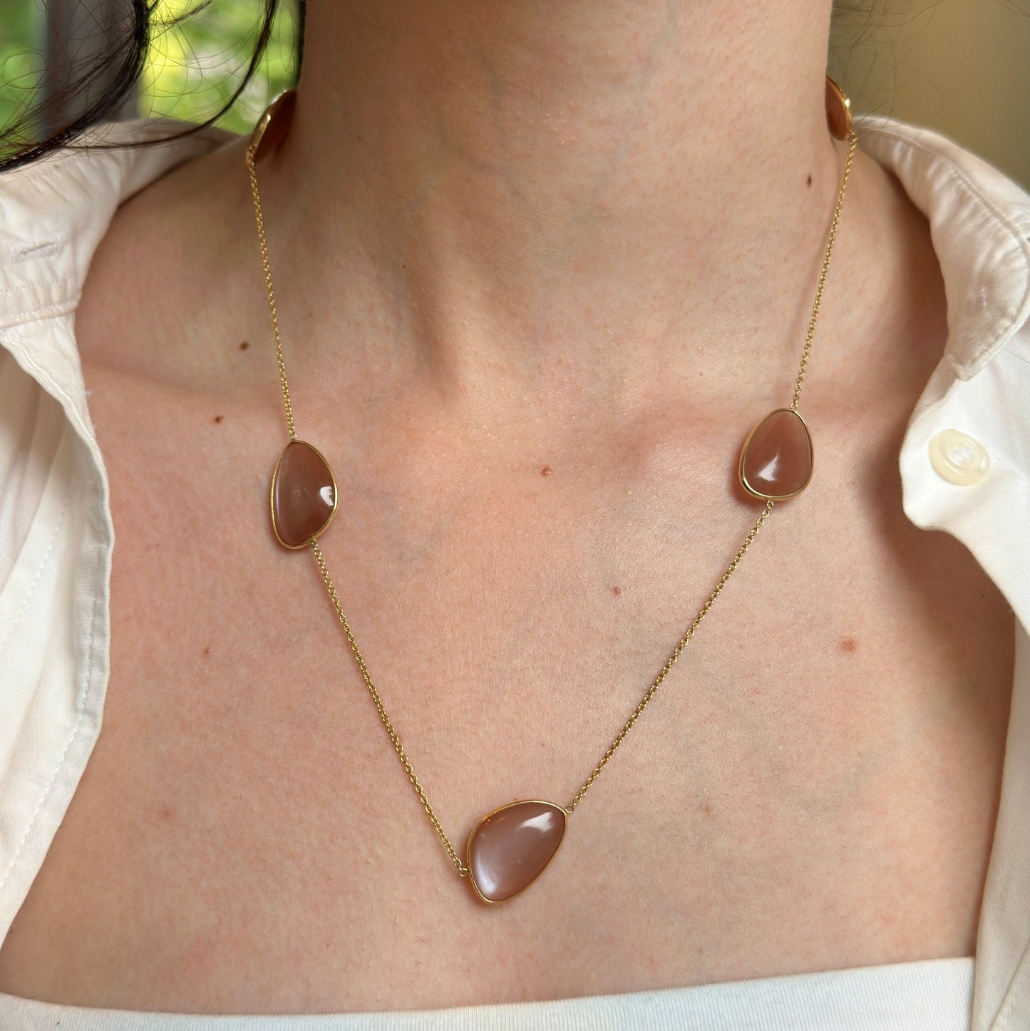 18KT Yellow Gold Bezel Peach Moonstone Station Chain Necklace 20''