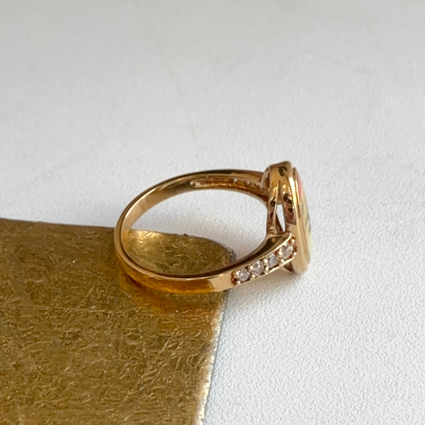 Estate Yellow Gold-Plated Danbury Mint Pomeranian Portrait Ring - LSJ