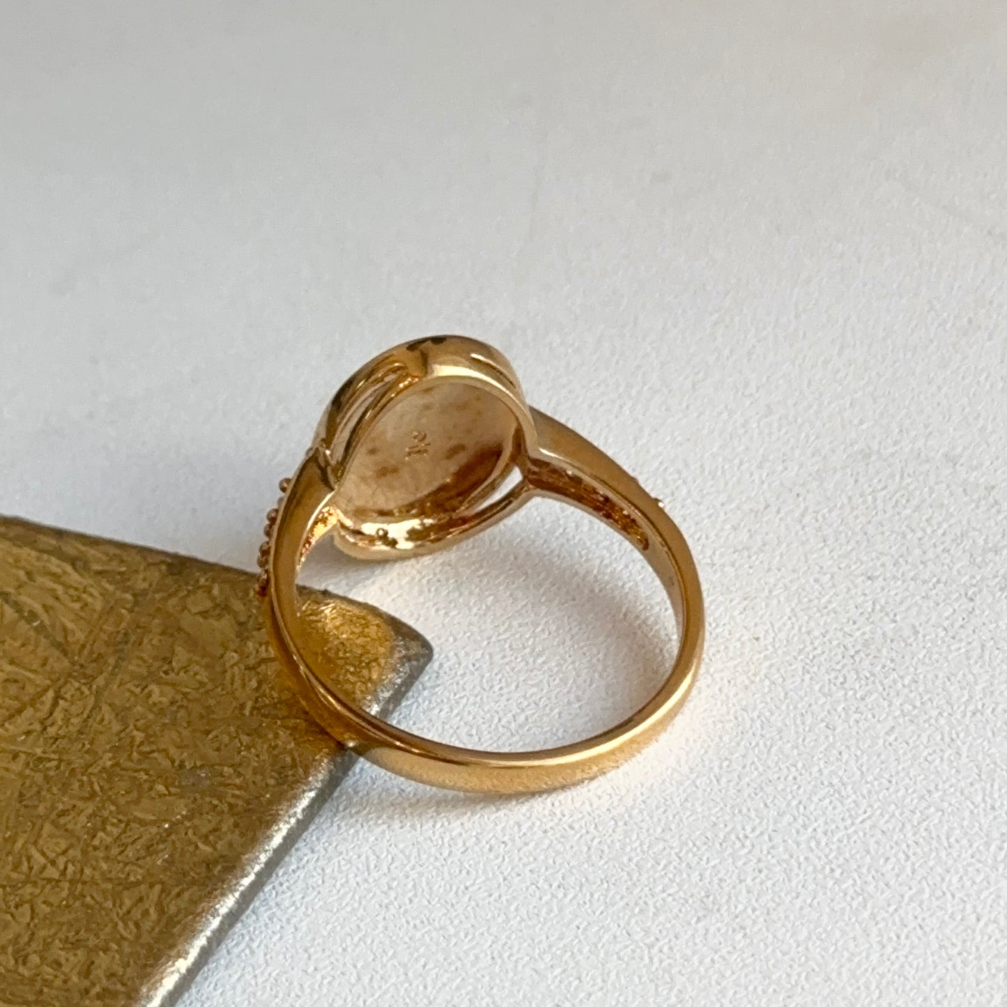 Estate Yellow Gold-Plated Danbury Mint Pomeranian Portrait Ring - LSJ