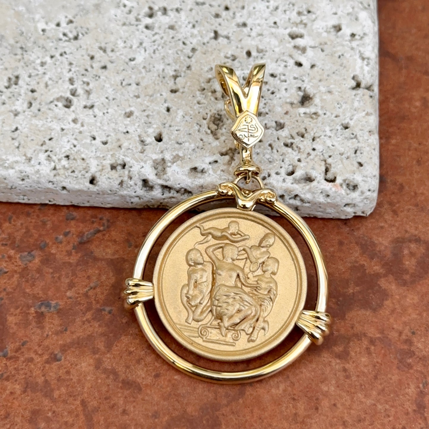 Estate 18KT Yellow Gold Matte Byzantine Round Pendant Enhancer