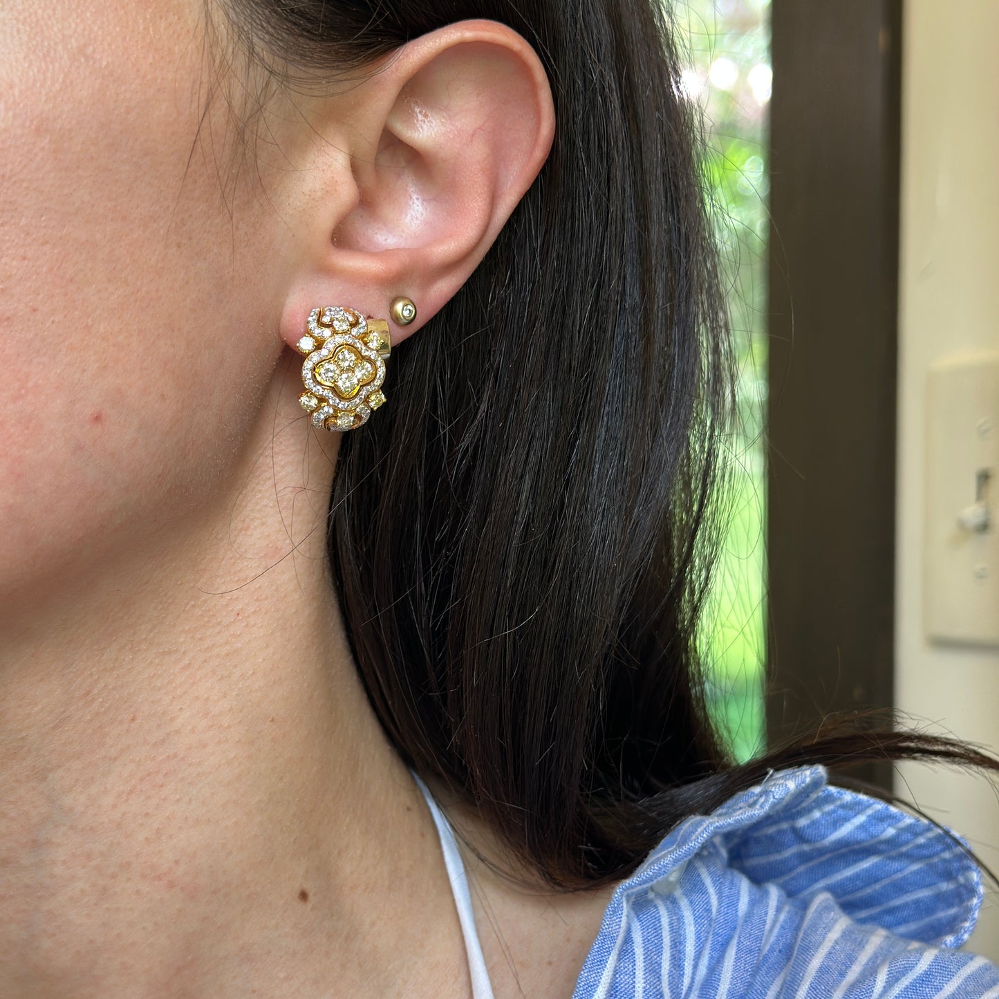 Estate 18KT Yellow Gold White + Yellow Diamond Huggie Hoop Earrings