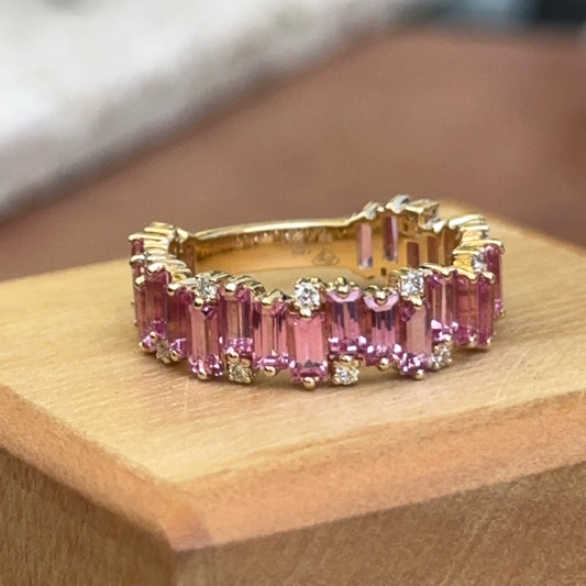 Estate 18KT Yellow Gold Baguette Pink Sapphire + Diamond Band Ring