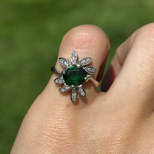 Estate 14KT White Gold Oval Green Tsavorite + Diamond Ring
