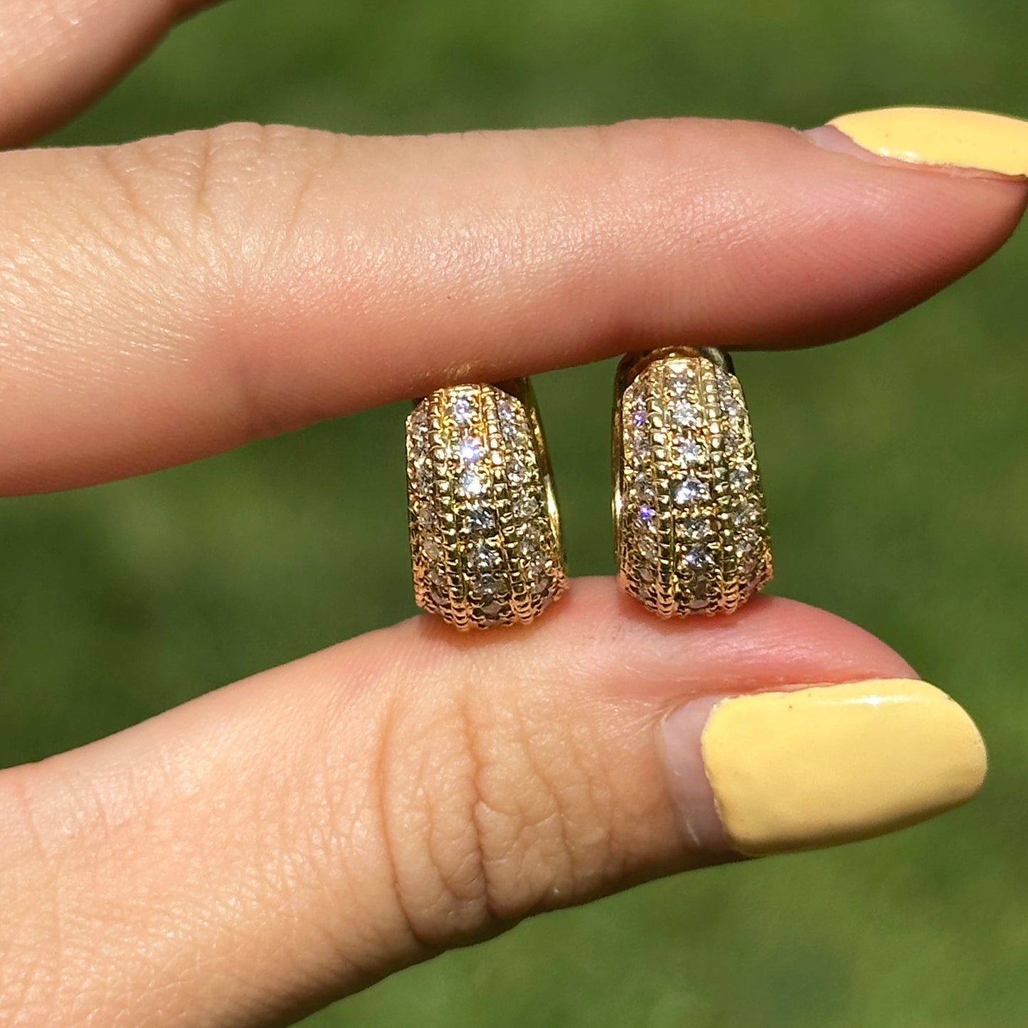 Estate 18KT Yellow Gold Diamond Beaded Huggie Hoop Earrings