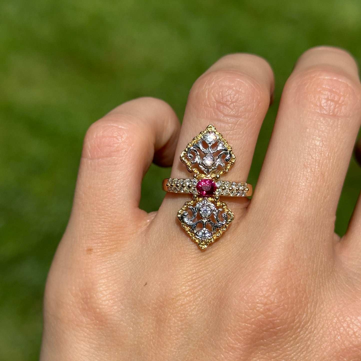 Estate 18KT Yellow Gold Diamond + Ruby Art Deco Ring