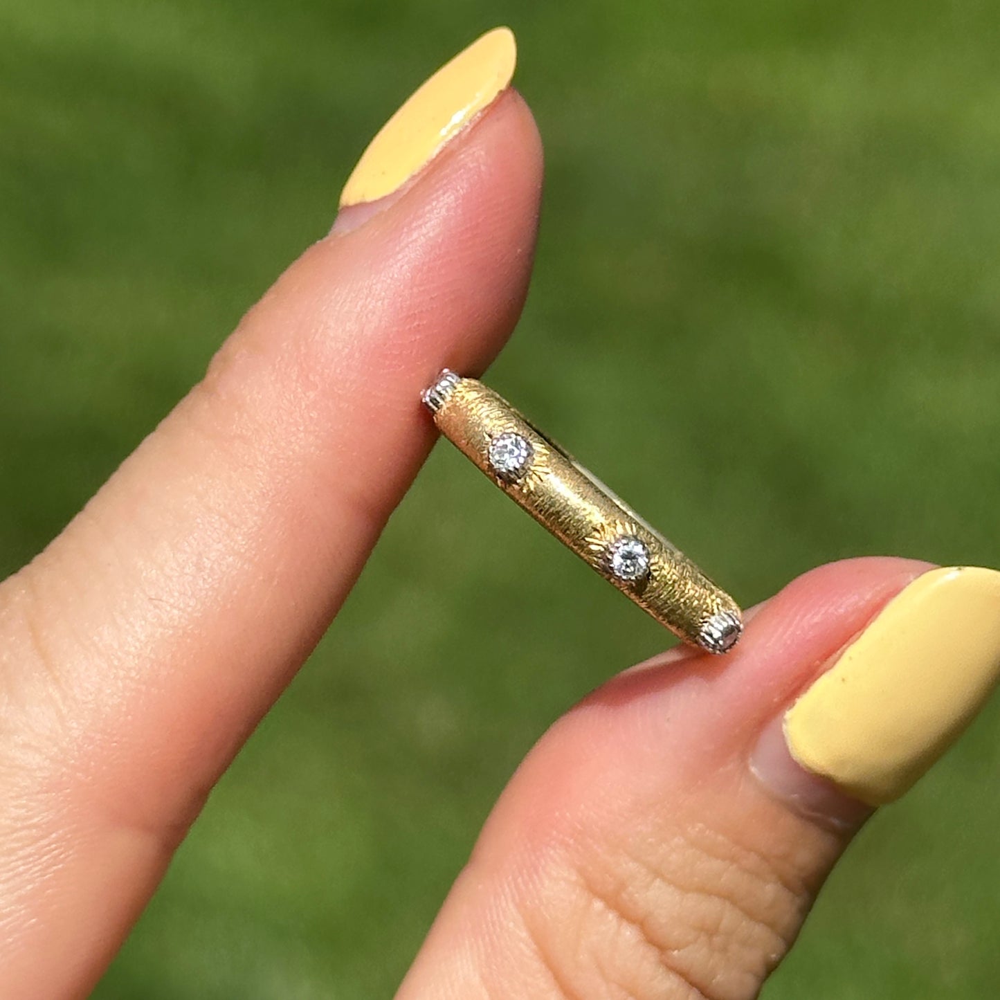 Estate 18KT Yellow Gold Bezel Diamond Textured Matte Band Ring