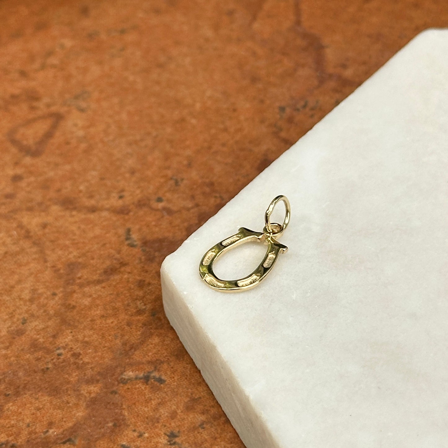 14KT Yellow Gold Textured Horseshoe Pendant Charm - LSJ