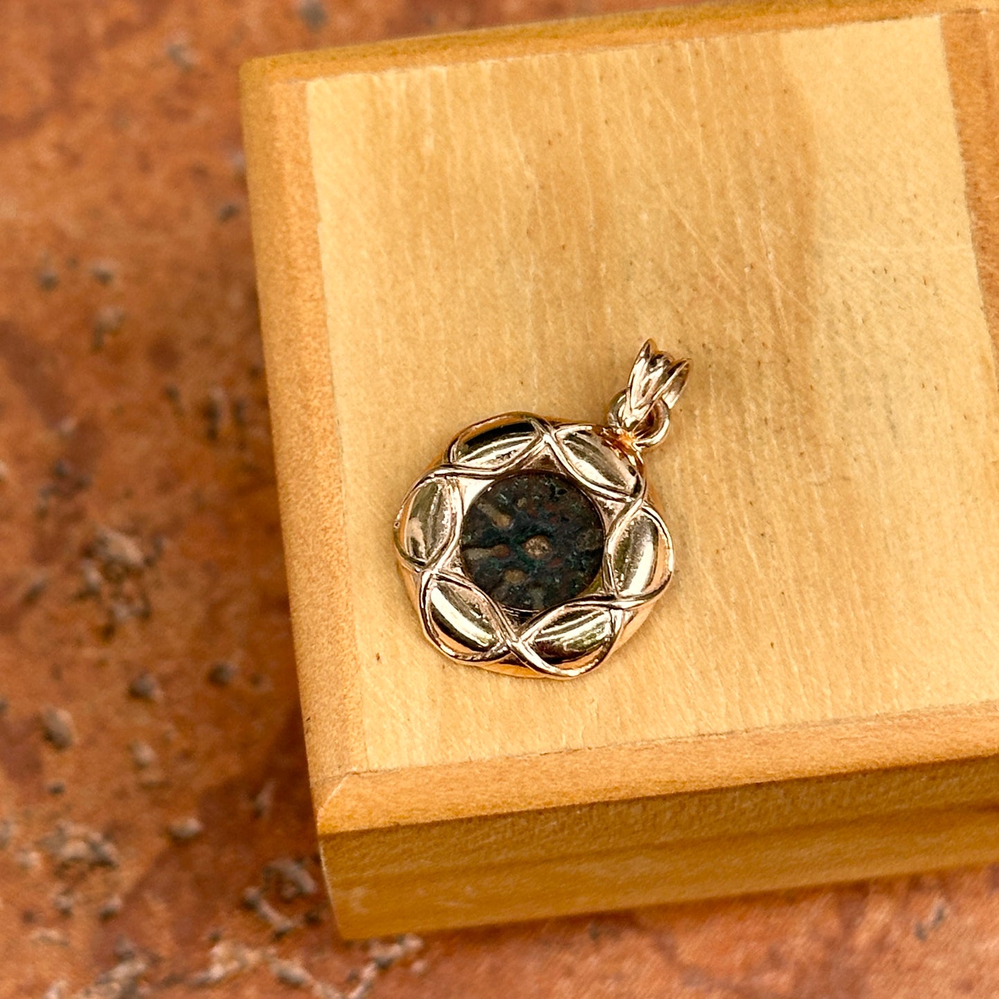 Estate 14K Rose Gold Bezeled Replica Roman Coin Pendant