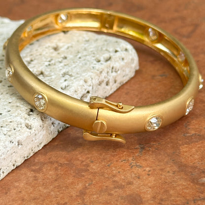 Estate 18KT Yellow Gold Multi-Shape Diamond Bezel Matte Bangle Bracelet