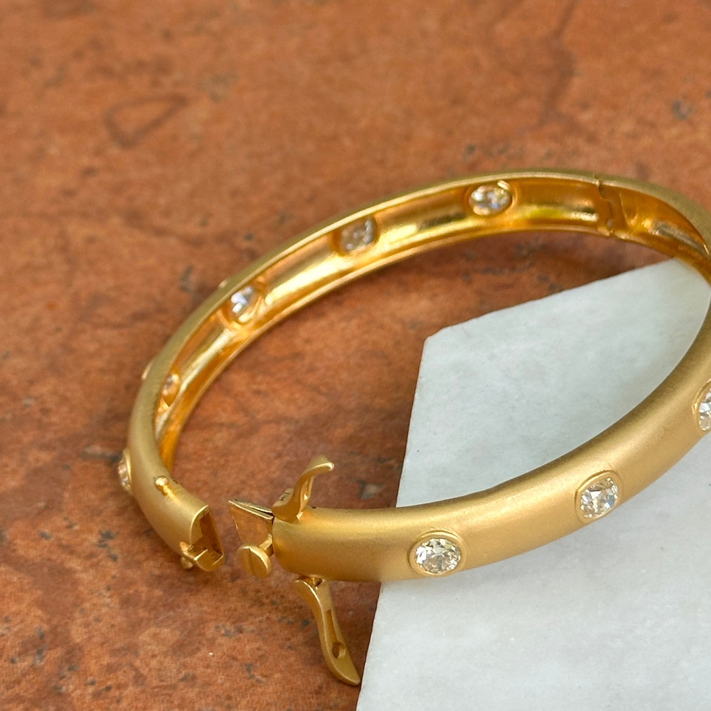 Estate 18KT Yellow Gold Multi-Shape Diamond Bezel Matte Bangle Bracelet