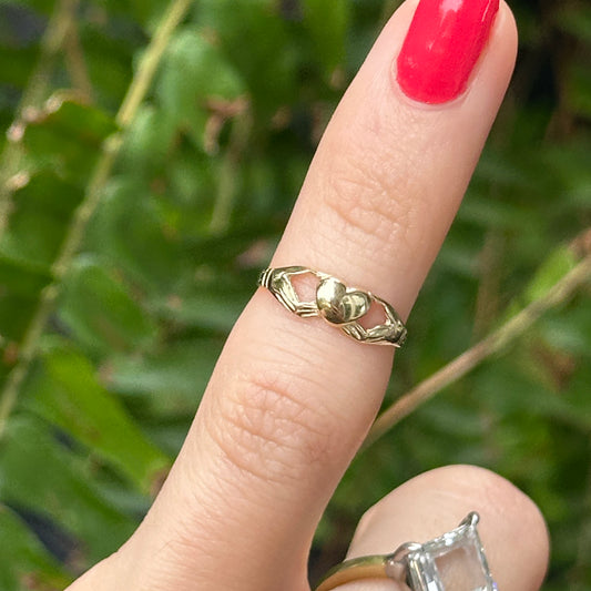 10KT Yellow Gold Claddagh Toe Ring Adjustable