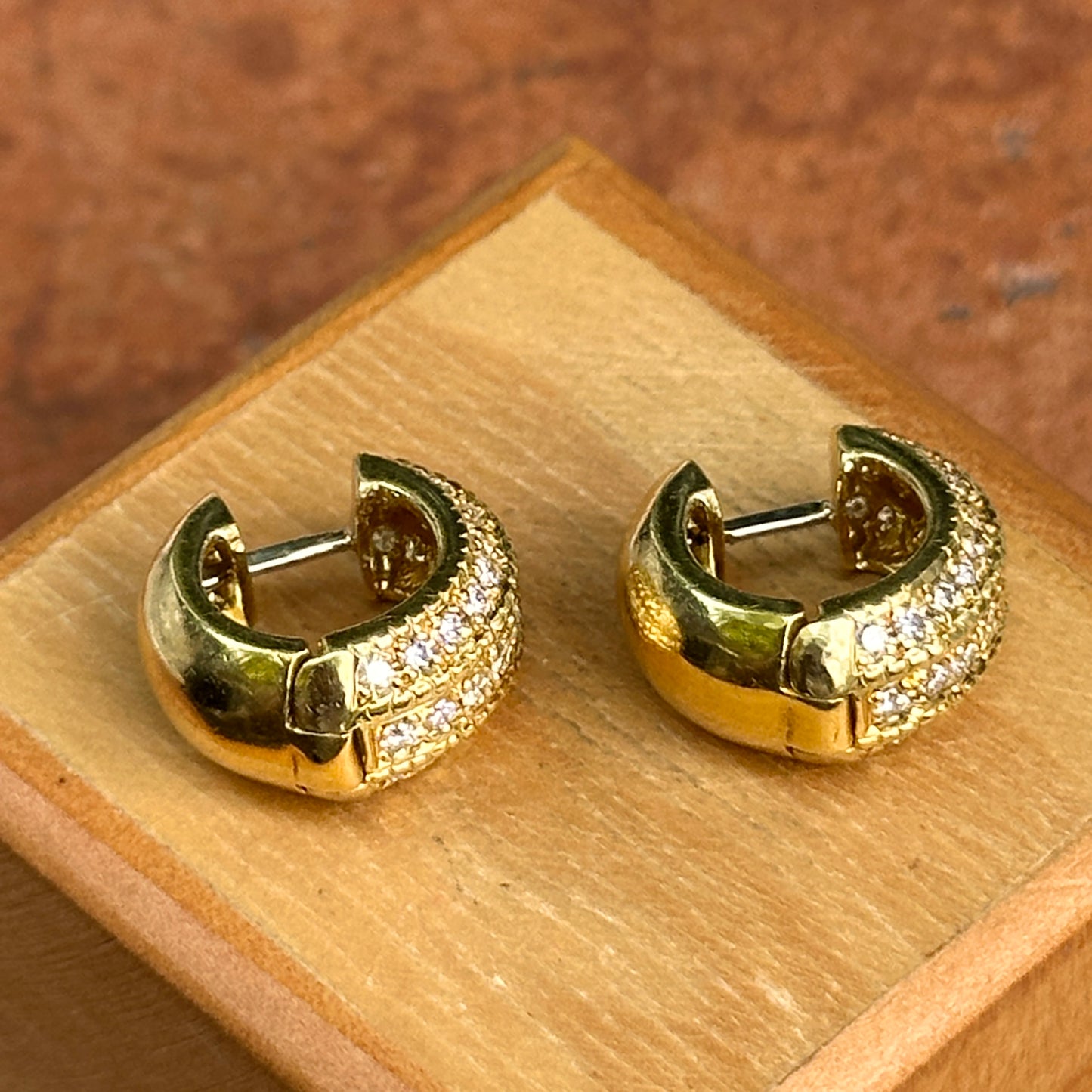 Estate 18KT Yellow Gold Diamond Beaded Huggie Hoop Earrings