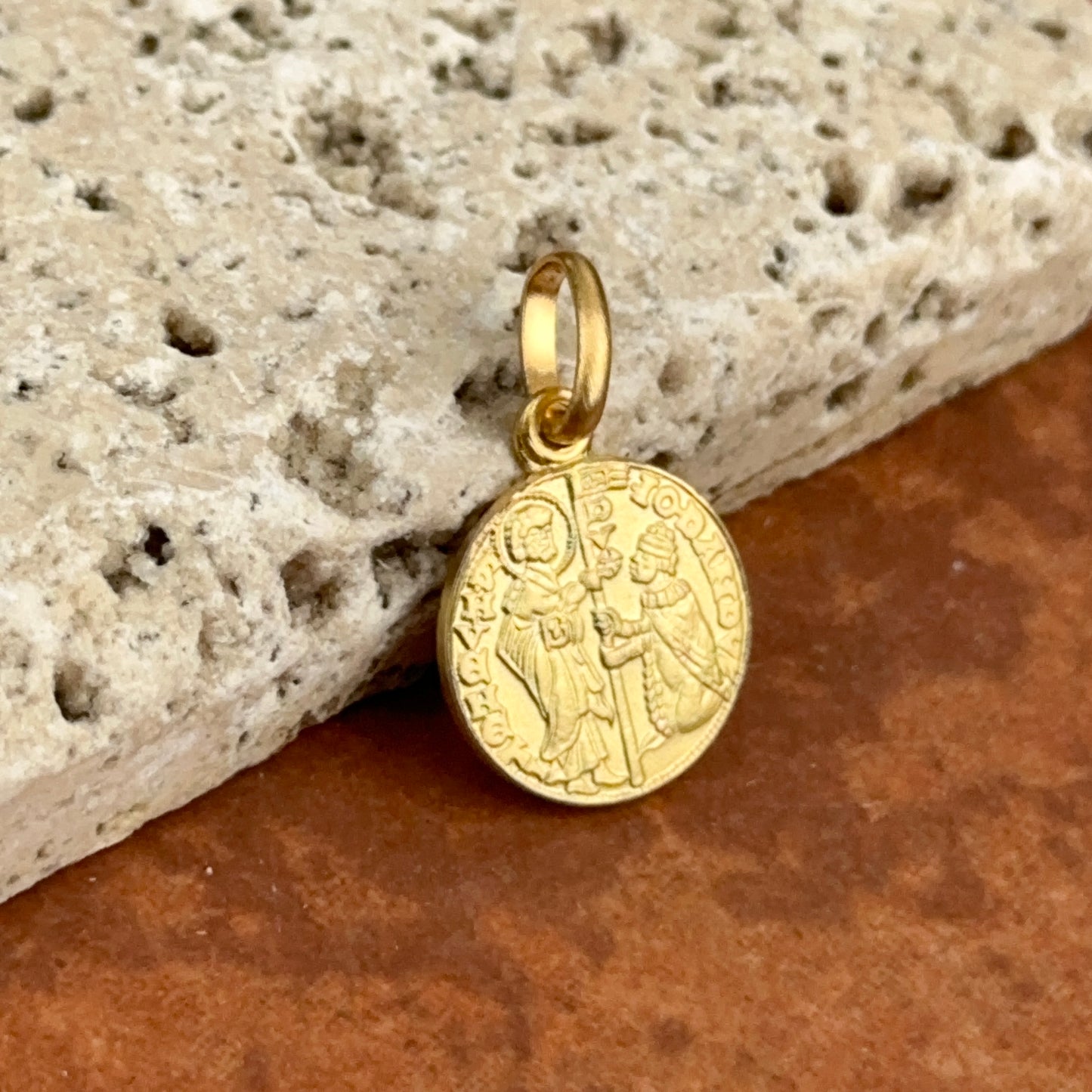 14KT Yellow Gold Italian Zecchino Coin Matte Medal Pendant Charm 12mm