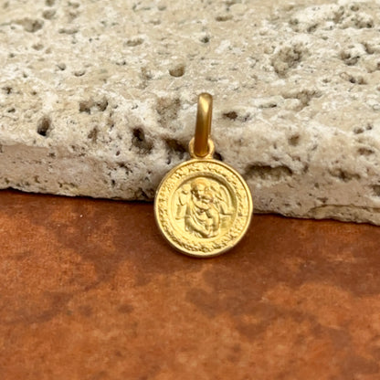 14KT Yellow Gold Madonna + Child Matte Medal Pendant Charm 10mm