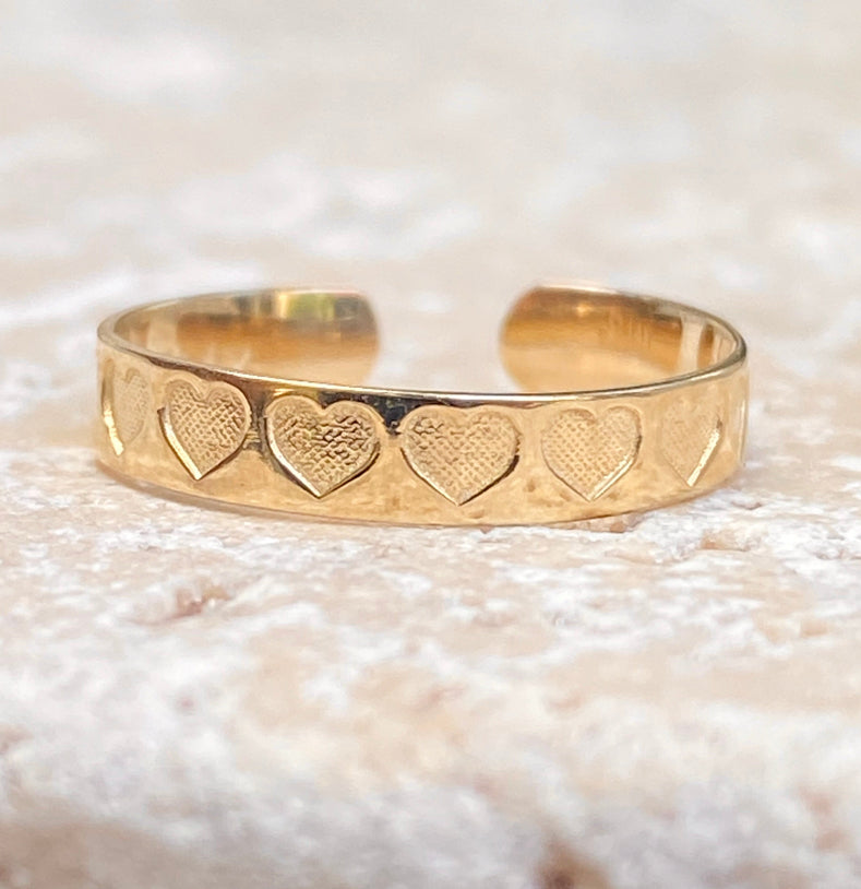 14KT Yellow Gold Embossed Hearts Design Toe Ring