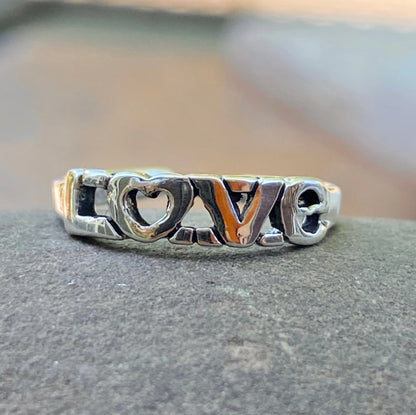 Sterling Silver Antiqued Finish "LOVE" Script Design Band Toe Ring