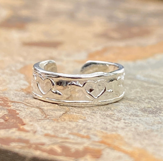 Sterling Silver Heart + Arrow Design Toe Ring